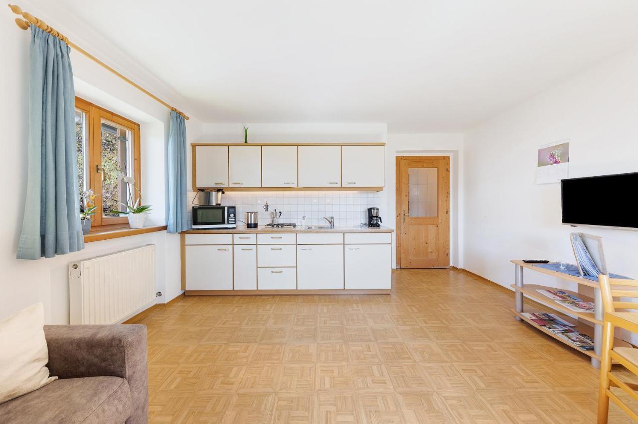 Moar Im Rumsein - Apt Etschblick San Genesio Atesino Kültér fotó